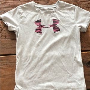 Girls under armour tee